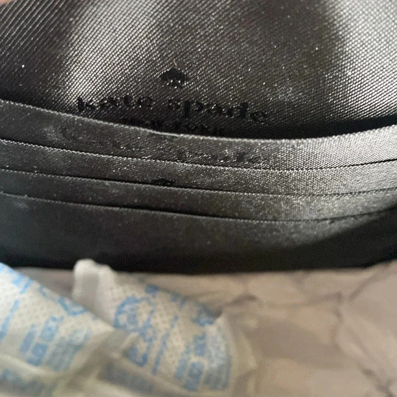 KATE SPADE  New York Disney Minnie Mouse Camera Bag - Picture 5 of 6